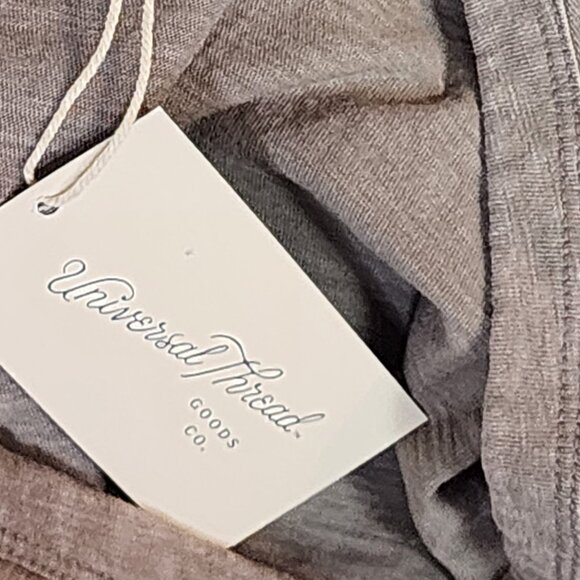 Universal Thread Goods Co. Galvanized Gray Cotton Fitted V Neck SS T-Shirt Sz 3X - Picture 15 of 16